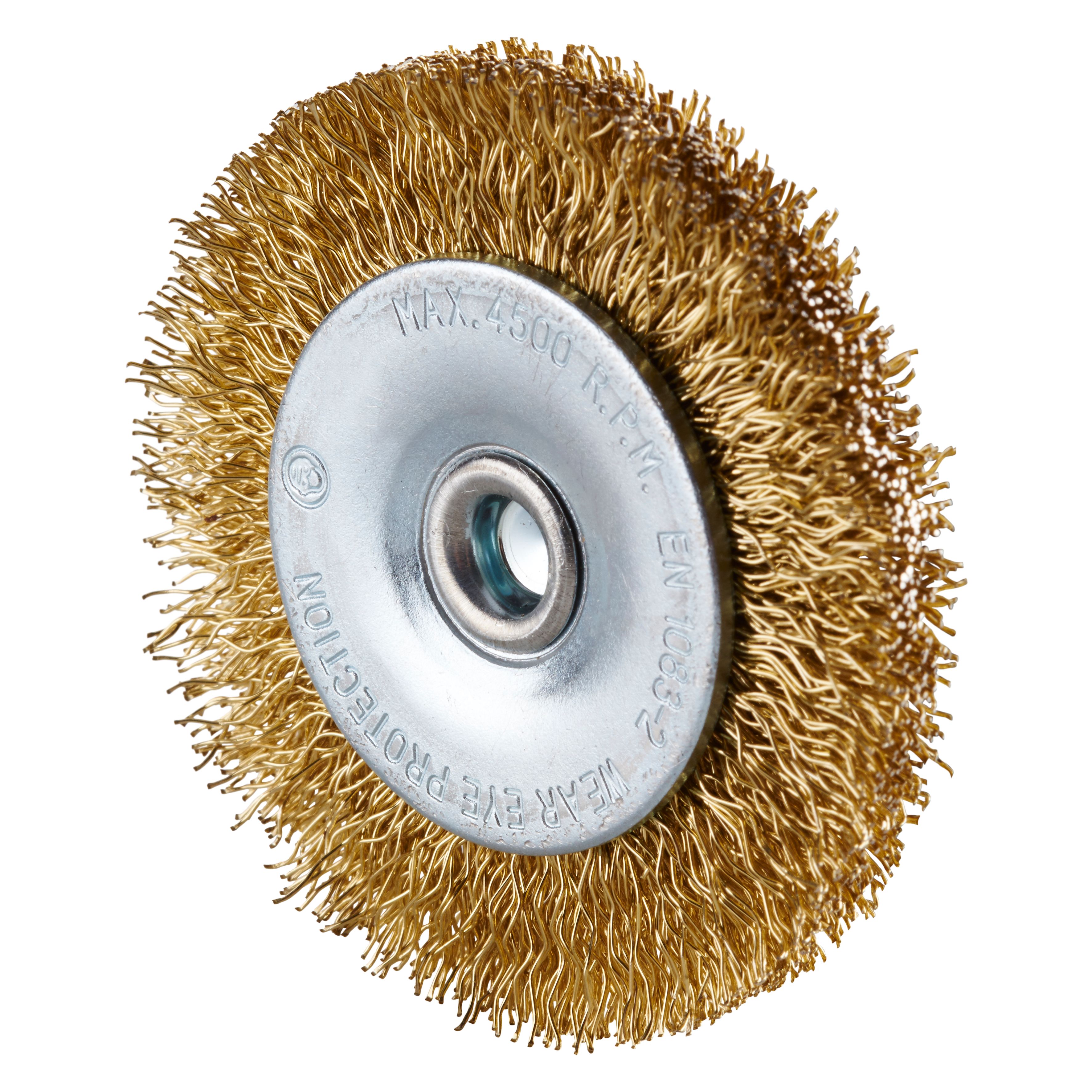 353234 MRBWBM staalborstel, een radiale staalborstel met gegolfde staaldraad met 6 mm as, een diameter van 50 mm, asgat van 6.0 mm en een draaddikte van 0.30 mm. Eigenschappen: - Voor flexibel werken - Voor het behoedzaam reinigen - Vermessingd voor grotere bescherming tegen corrosie. Deze radiale staalborstels zijn geschikt voor het gebruik op de boormachine. Geschikt voor de bewerking van staal. 20 radiale staalborstels per doos