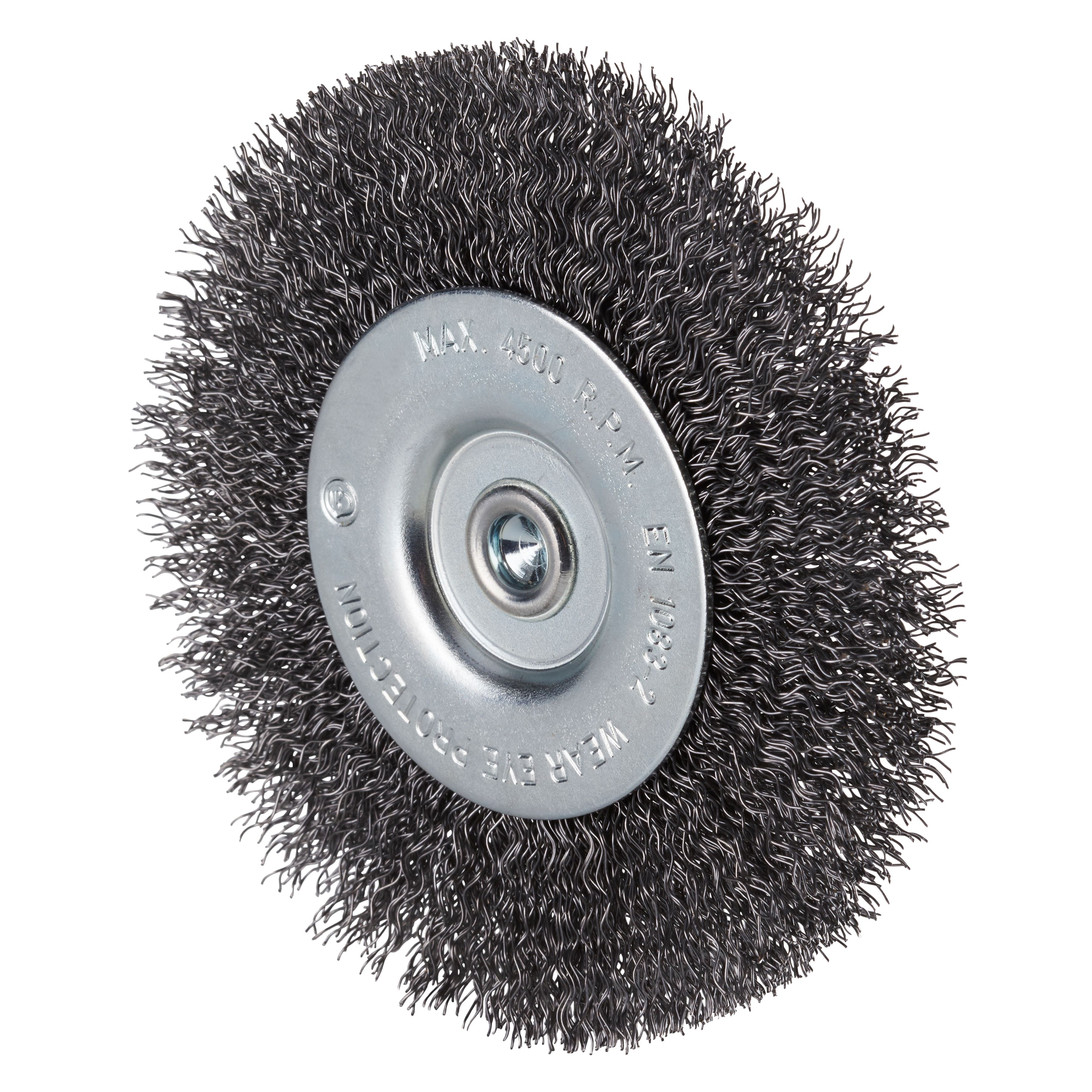 353029 SRBWBM staalborstel, een radiale staalborstel met gegolfde staaldraad met 6 mm as, een diameter van 100 mm, asgat van 6.0 mm en een draaddikte van 0.30 mm. Eigenschappen: - Voor flexibel werken - Voor het behoedzaam reinigen - Vermessingd voor grotere bescherming tegen corrosie. Deze radiale staalborstels zijn geschikt voor het gebruik op de boormachine. Geschikt voor de bewerking van staal. 10 radiale staalborstels per doos
